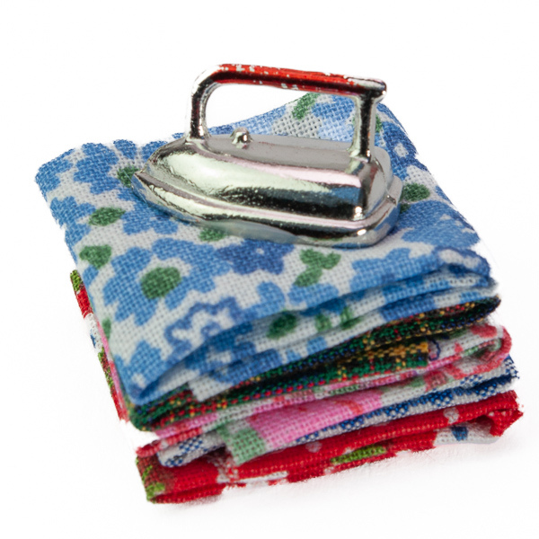 Bügeleisen für das Puppenhaus, 1,95