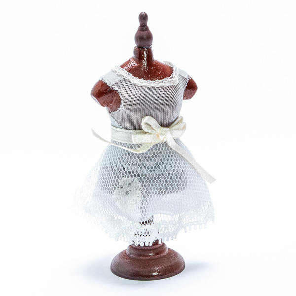 Schneiderpuppe, 6,34