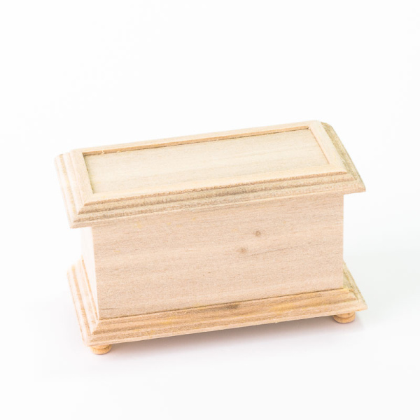 Truhe mit Klappdeckel aus naturholz, 3,99